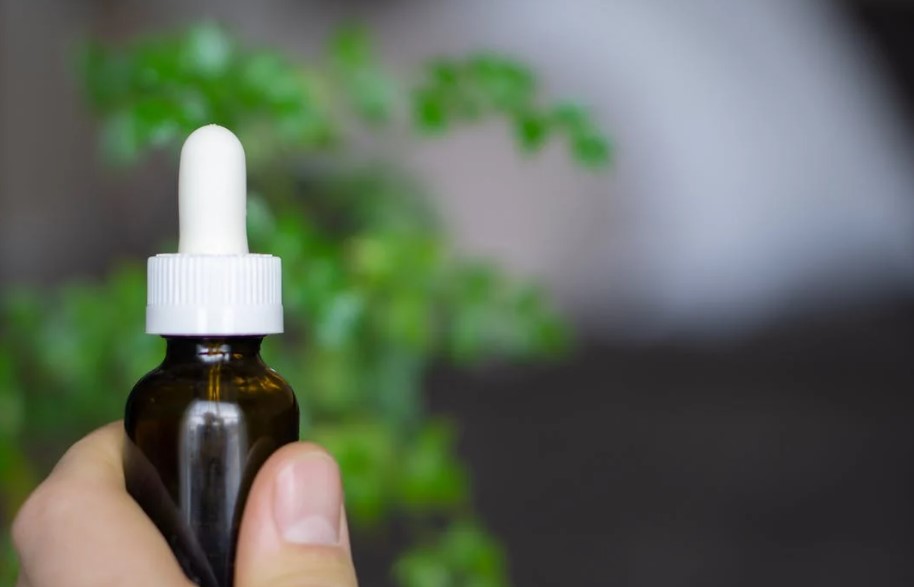 How To Invest In CBD Oil And Marijuana?